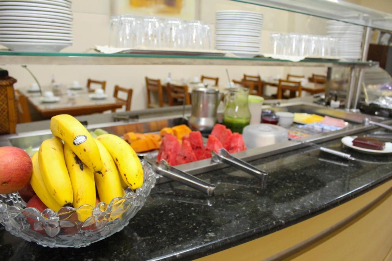 Onix Hotel 아시스 외부 사진